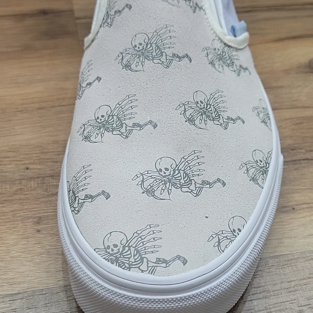Van's classic slip on Brand new.
